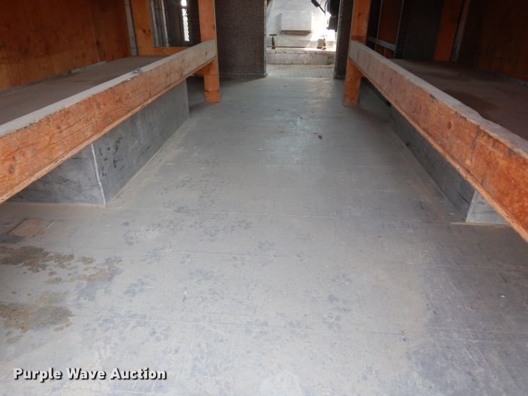 image for item DJ4278 1996 GMC Utilimaster  delivery van