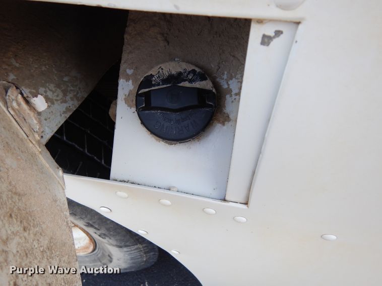 image for item DJ4278 1996 GMC Utilimaster  delivery van