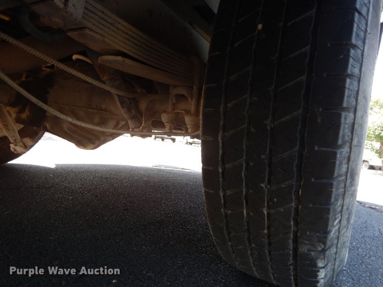 image for item DJ4278 1996 GMC Utilimaster  delivery van