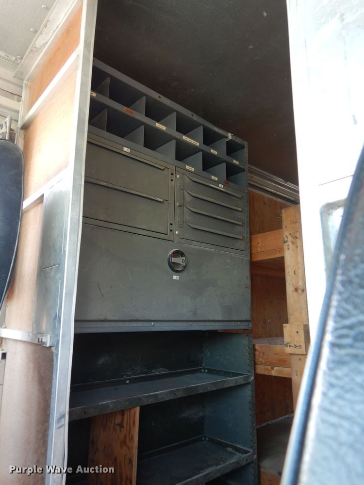 image for item DJ4278 1996 GMC Utilimaster  delivery van