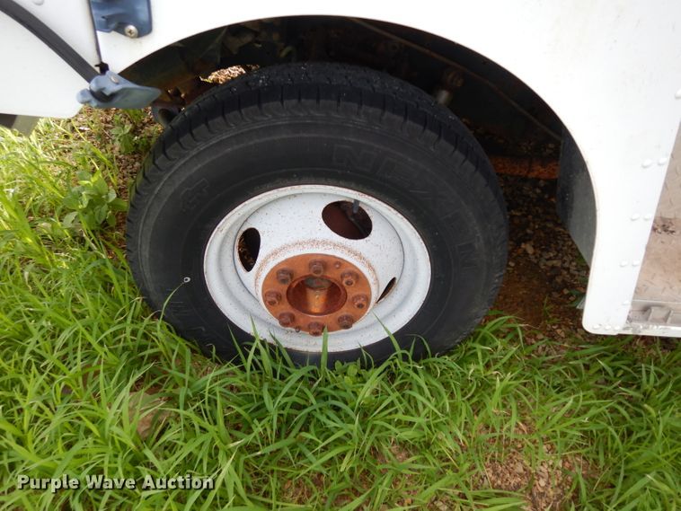 image for item DJ4294 1994 Chevrolet P30 Utilitmaster  delivery van