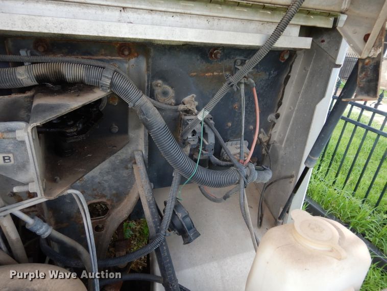 image for item DJ4294 1994 Chevrolet P30 Utilitmaster  delivery van