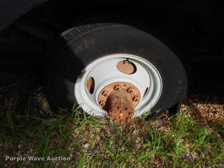 image for item DJ4294 1994 Chevrolet P30 Utilitmaster  delivery van