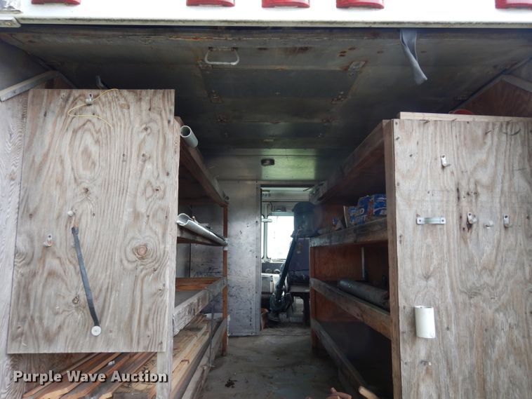 image for item DJ4294 1994 Chevrolet P30 Utilitmaster  delivery van