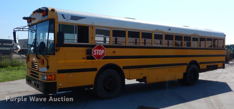 image for item DJ4306 2004 International FE300  school bus