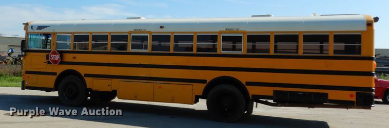 image for item DJ4306 2004 International FE300  school bus