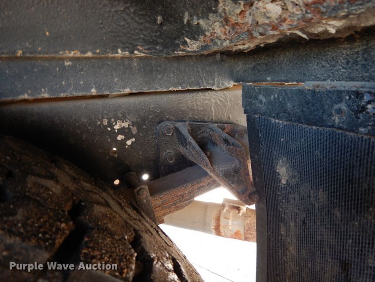 image for item DJ4306 2004 International FE300  school bus