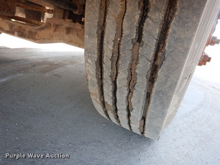 image for item DJ4306 2004 International FE300  school bus