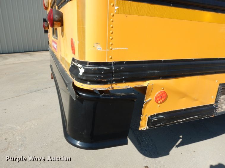 image for item DJ4306 2004 International FE300  school bus