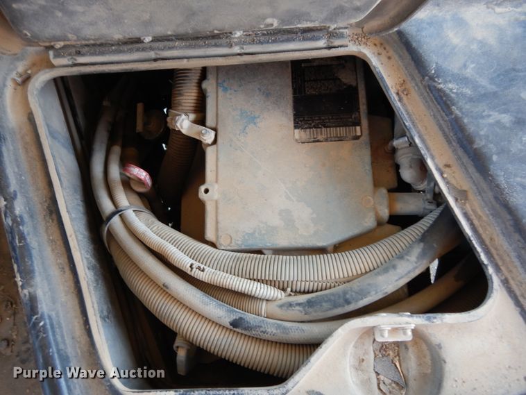 image for item DJ4306 2004 International FE300  school bus