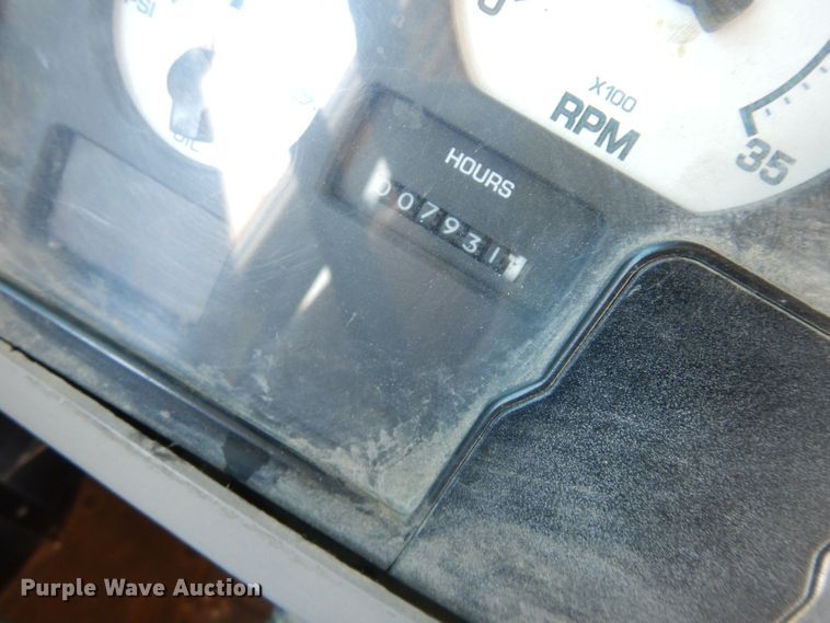 image for item DJ4306 2004 International FE300  school bus