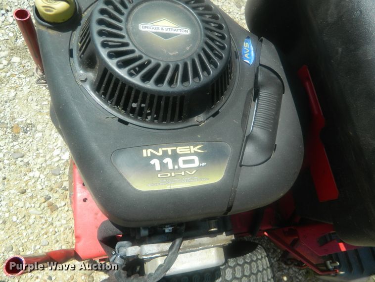 image for item EH9478 Snapper 28HIVAC lawn mower