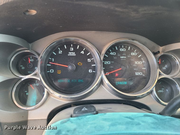 image for item EL9912 2010 Chevrolet Silverado 1500  Ext. Cab pickup truck