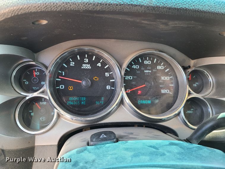 image for item EL9912 2010 Chevrolet Silverado 1500  Ext. Cab pickup truck