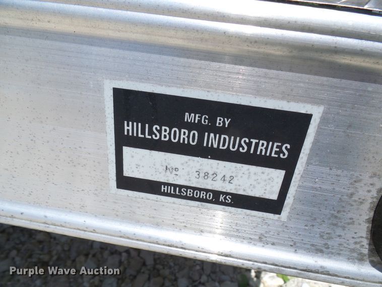 image for item EP9859 Hillsboro 2000 Series flatbed