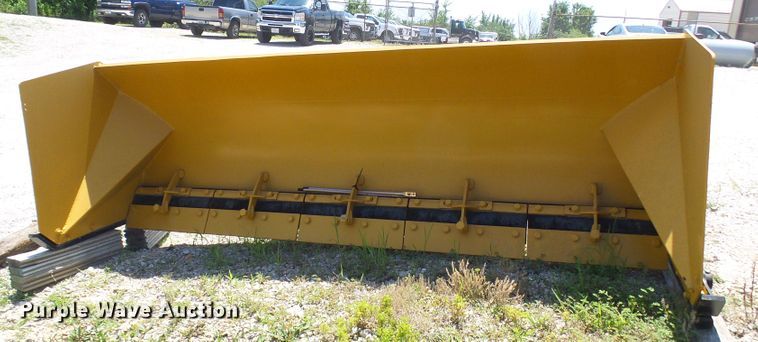 image for item EP9860 Pro Tech IS10S skid steer snow pusher