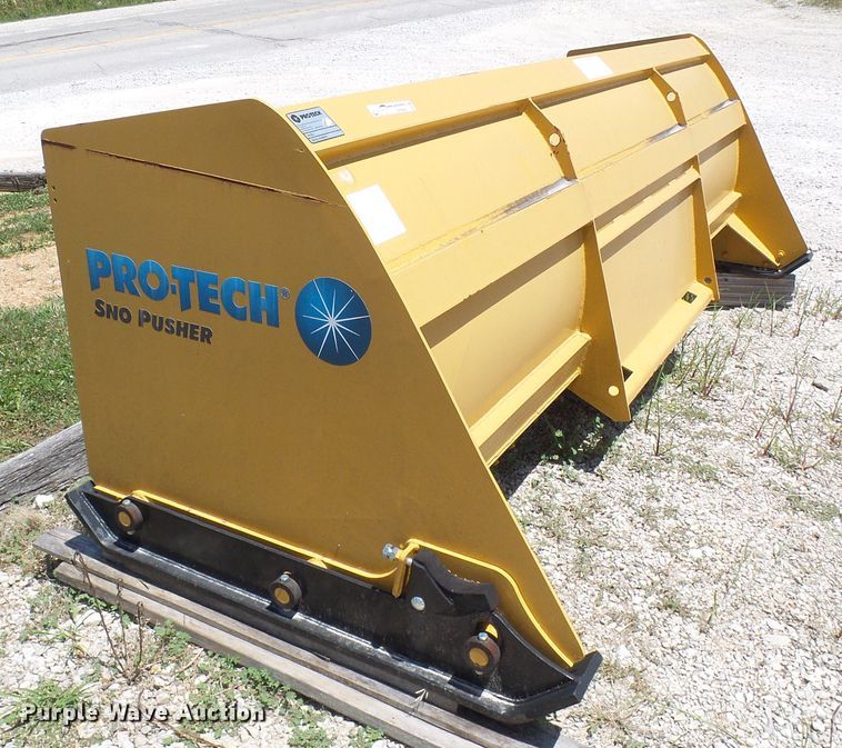 image for item EP9860 Pro Tech IS10S skid steer snow pusher