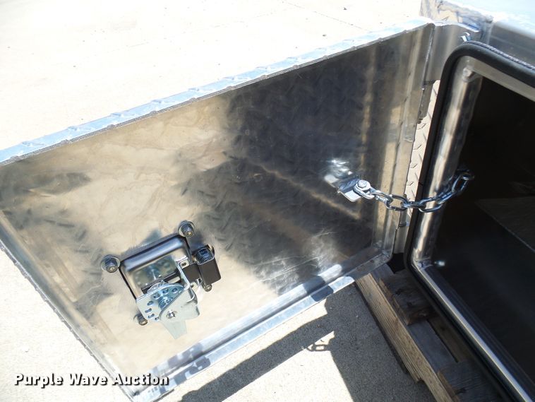 image for item EP9864 (2) Hillsboro toolboxes