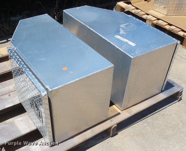 image for item EP9865 (2) Hillsboro toolboxes