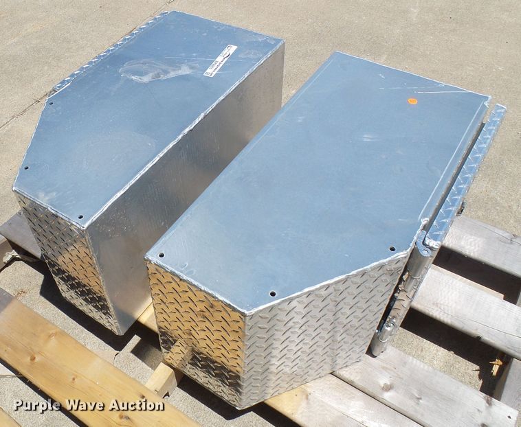 image for item EP9865 (2) Hillsboro toolboxes