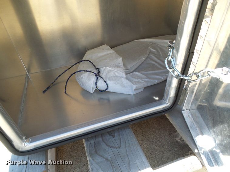 image for item EP9865 (2) Hillsboro toolboxes