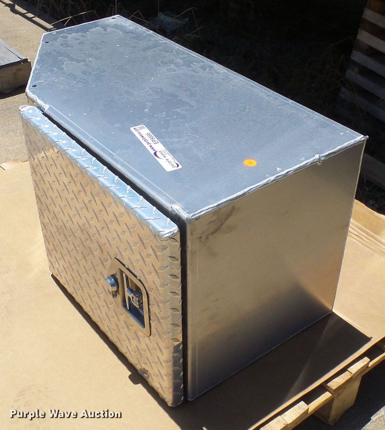 image for item EP9866 Hillsboro toolboxes