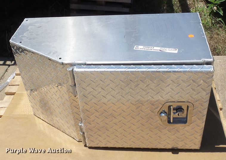 image for item EP9866 Hillsboro toolboxes