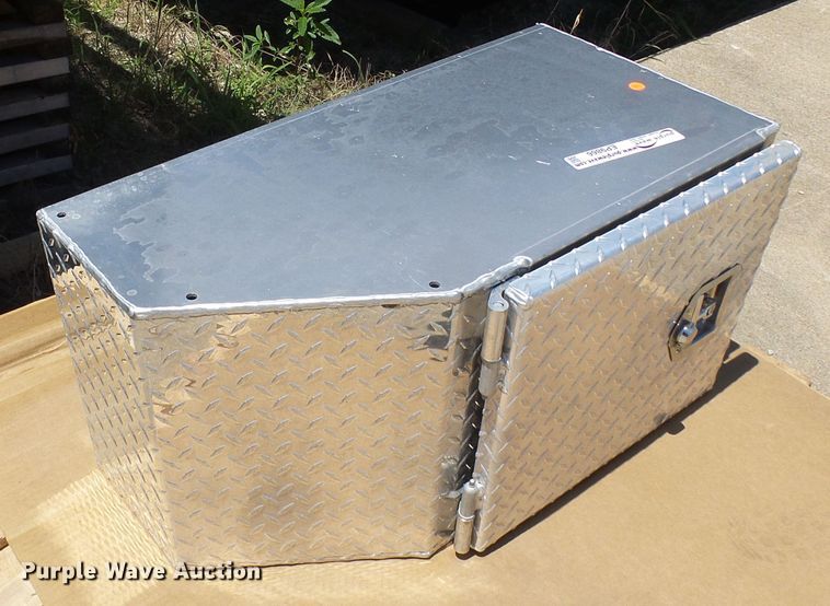 image for item EP9866 Hillsboro toolboxes