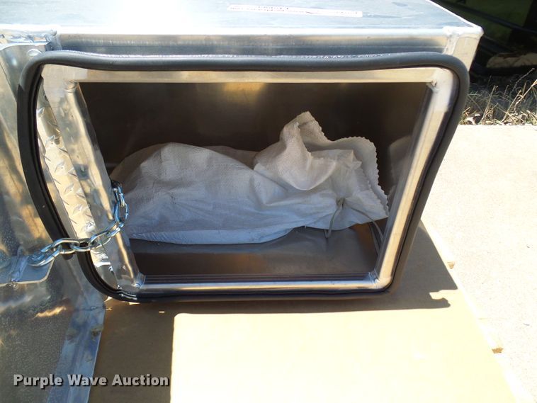 image for item EP9866 Hillsboro toolboxes