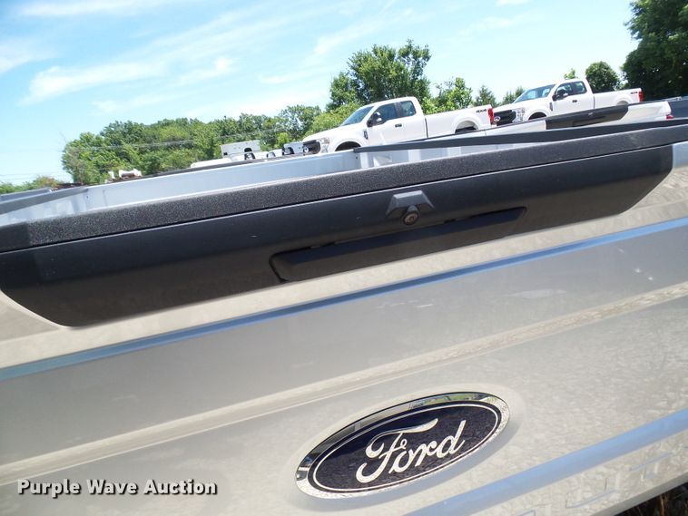 image for item EP9869 2017 Ford pickup truck bed