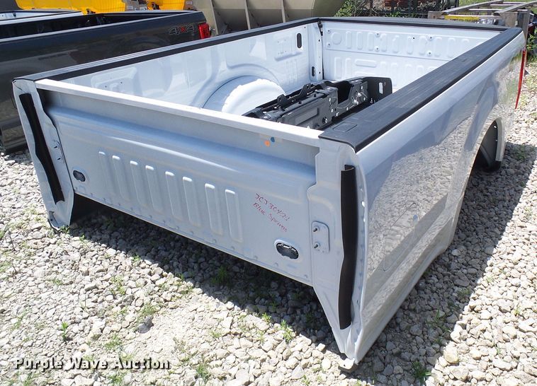 image for item EP9870 2017 Ford pickup truck bed