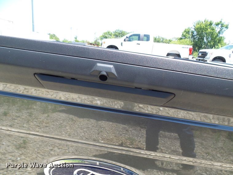 image for item EP9871 2017 Ford pickup truck bed