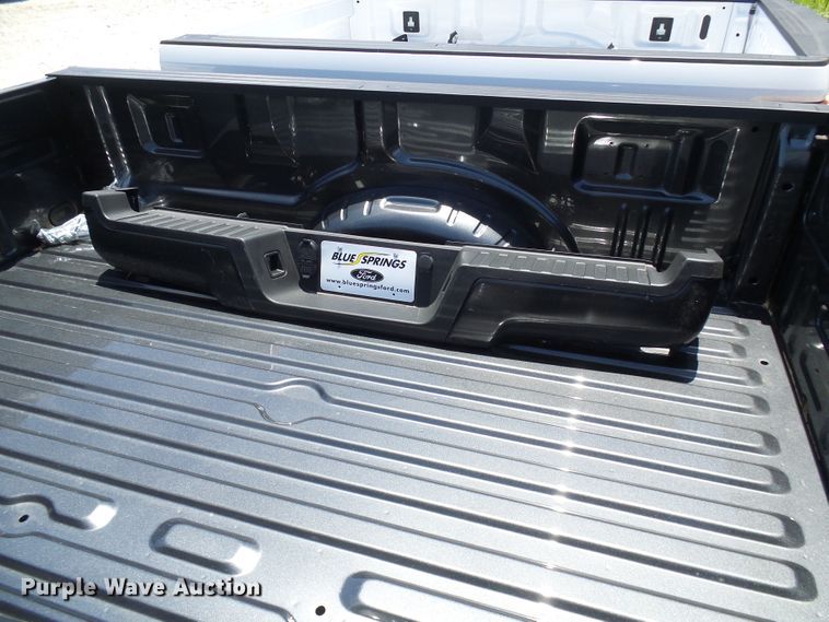 image for item EP9871 2017 Ford pickup truck bed