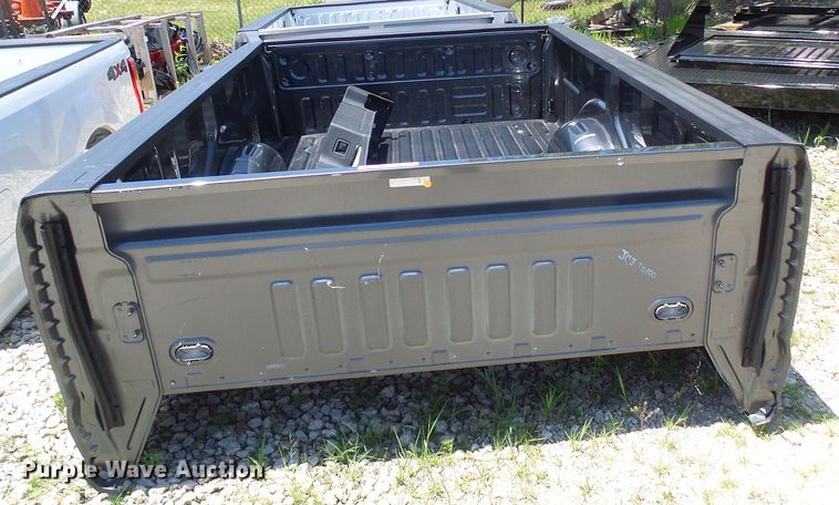image for item EP9872 2017 Ford pickup truck bed
