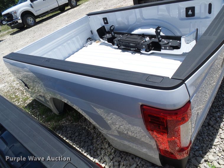 image for item EP9873 2017 Ford pickup truck bed