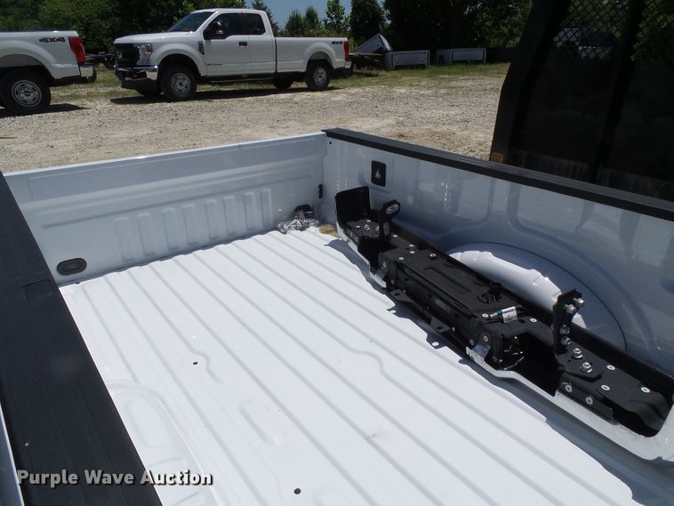 image for item EP9873 2017 Ford pickup truck bed