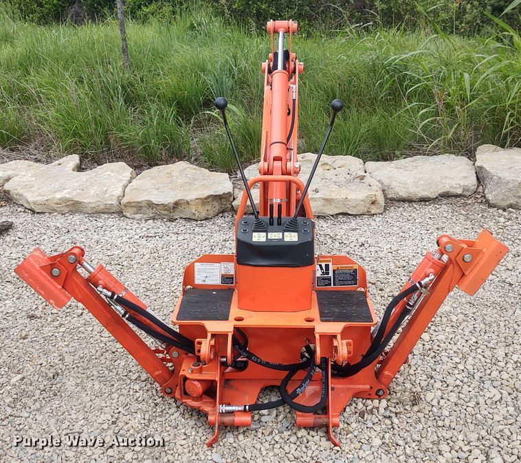 image for item EQ9406 Kubota BT602 backhoe attachment