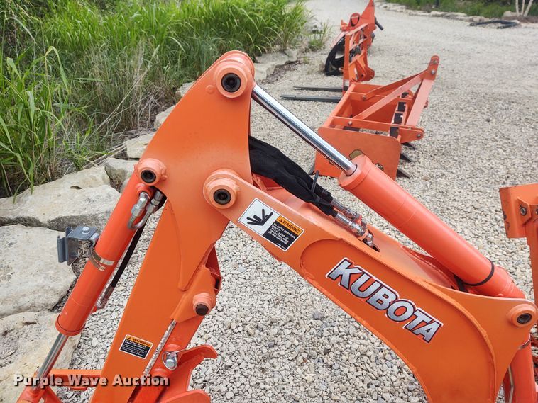 image for item EQ9406 Kubota BT602 backhoe attachment