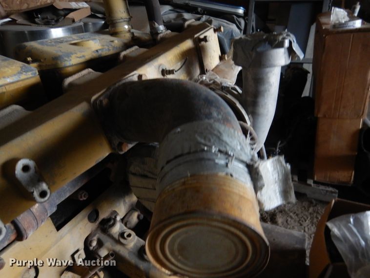 image for item FA9348 Caterpillar 3406B six cylinder engine core