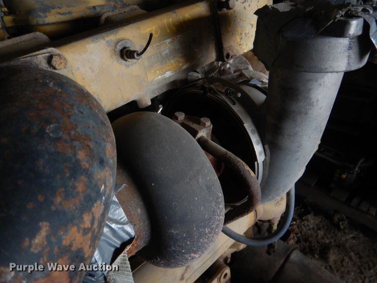 image for item FA9348 Caterpillar 3406B six cylinder engine core