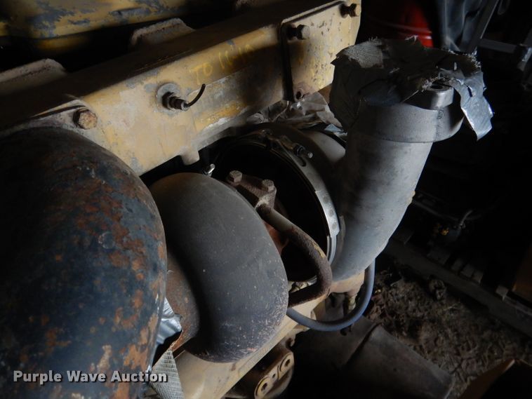 image for item FA9348 Caterpillar 3406B six cylinder engine core