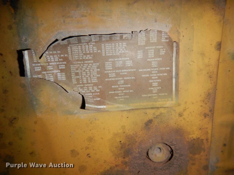 image for item FA9348 Caterpillar 3406B six cylinder engine core