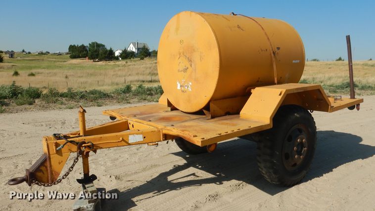 image for item FA9367 Fuel tank trailer