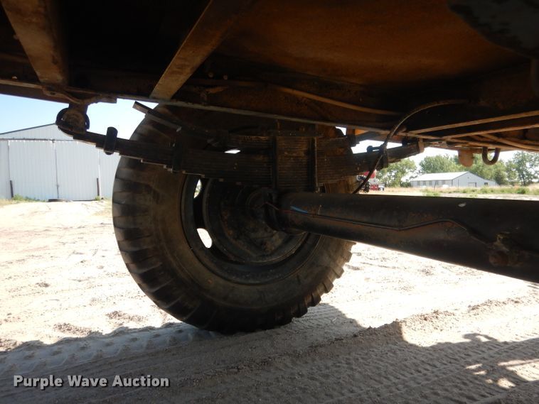 image for item FA9367 Fuel tank trailer