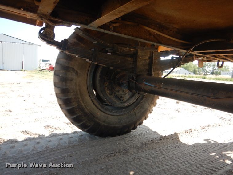 image for item FA9367 Fuel tank trailer