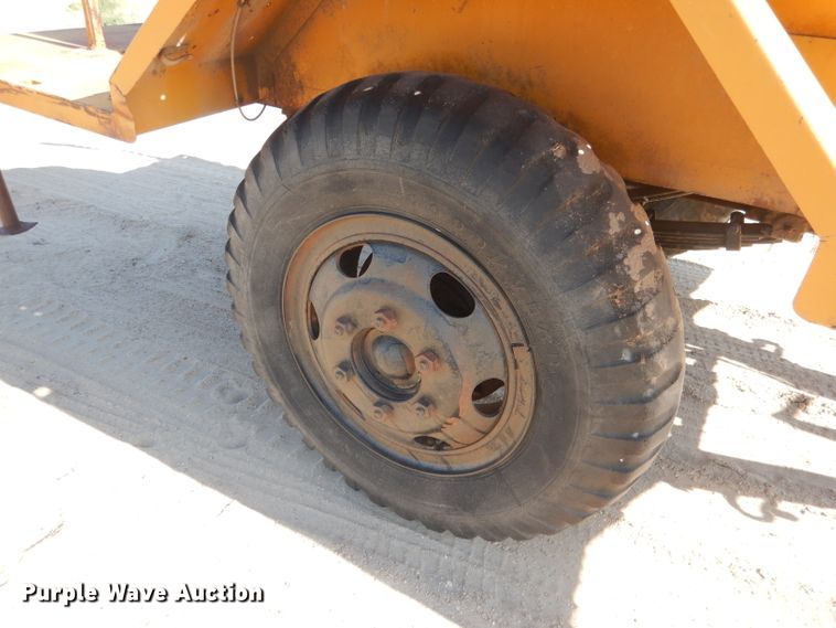 image for item FA9367 Fuel tank trailer