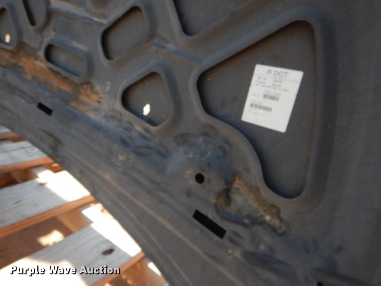 image for item FA9372 Automotive accessories