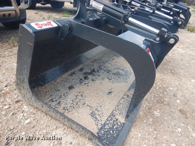 image for item FA9386 Stout HD72-FB 72"W skid steer grapple bucket
