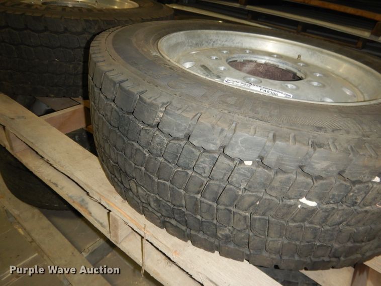 image for item FA9388 (2) Continental 295/60R22.5 tires and wheels