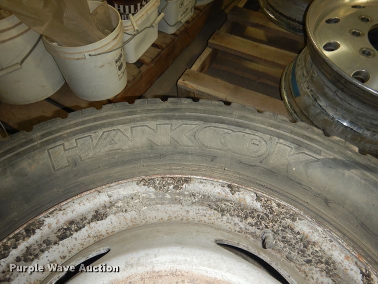 image for item FA9392 (4) Hankook 225/70R19.5 tires and wheels
